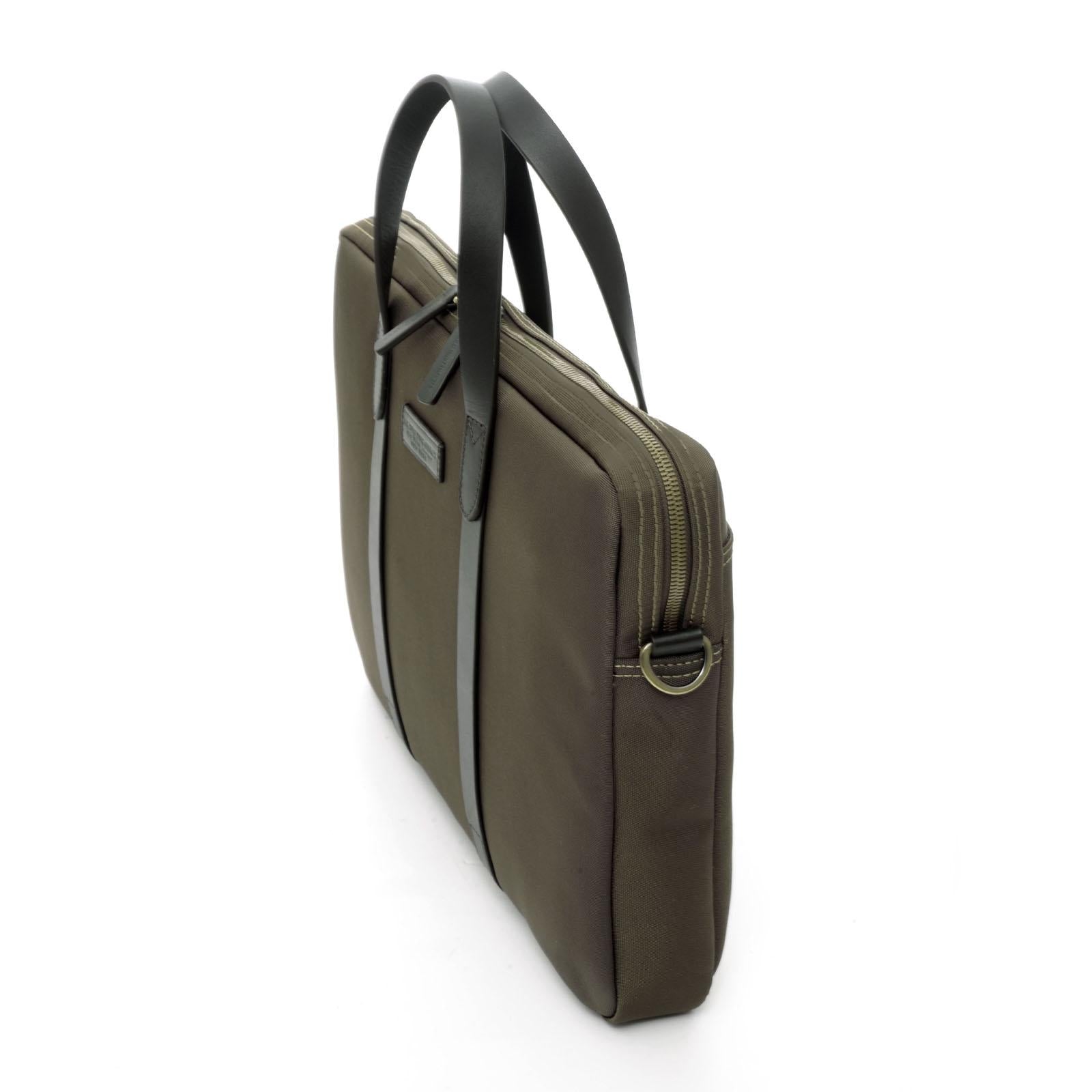 1 zip PRESTON Briefcase