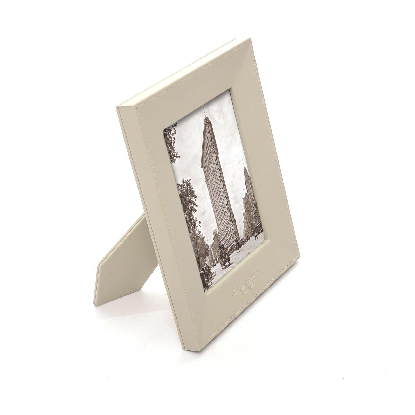 Cornice 16x11