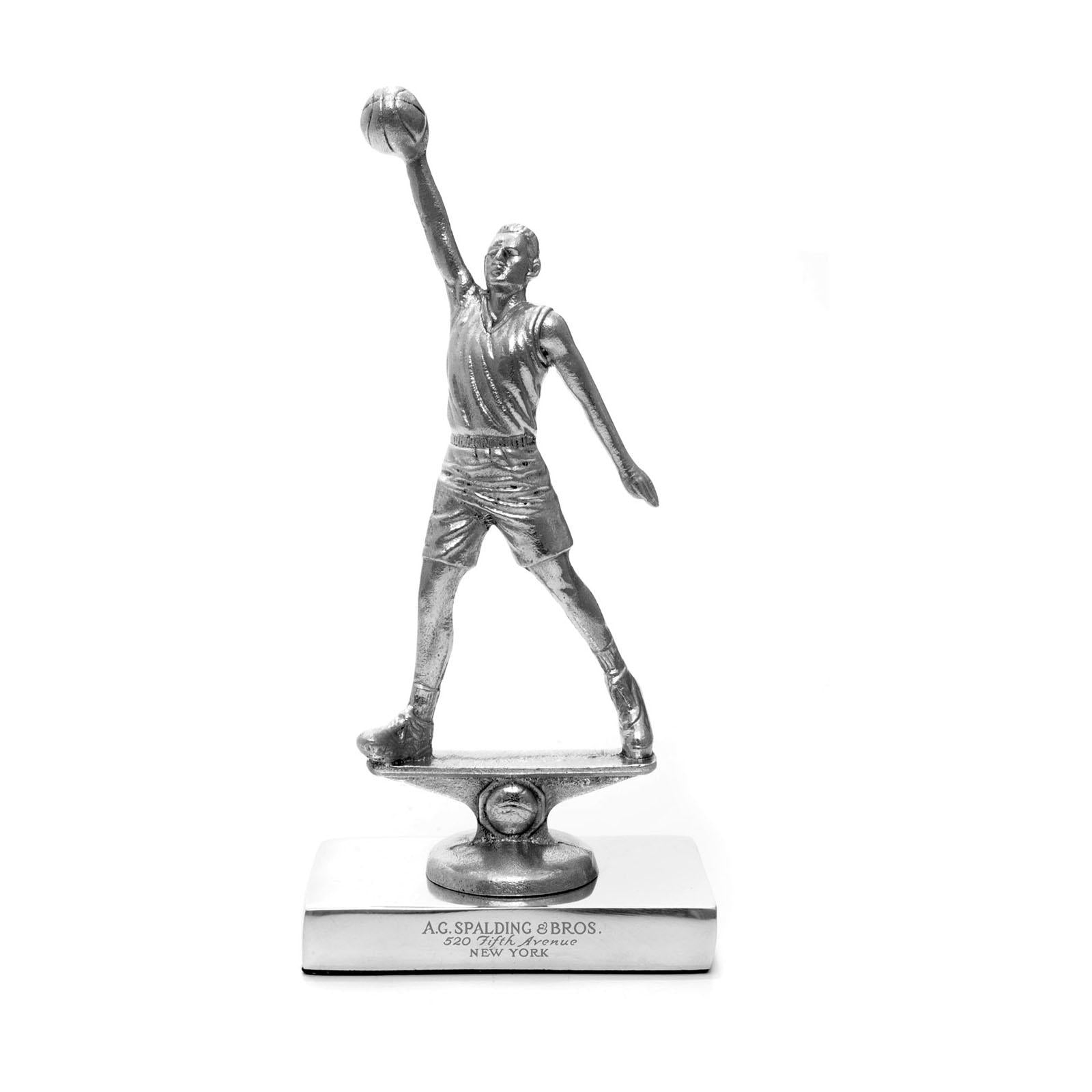 Riproduzione in alluminio giocatore di Basket
