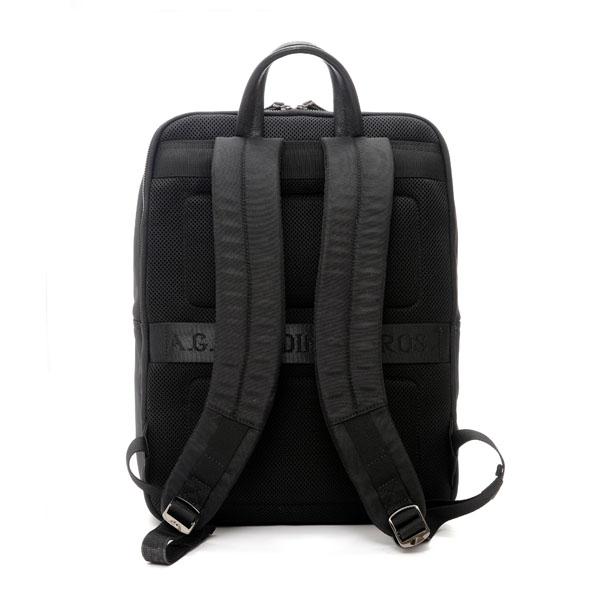 SQUARE BACKPACK STEEL RIVET