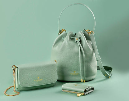 TIFFANY BUCKET